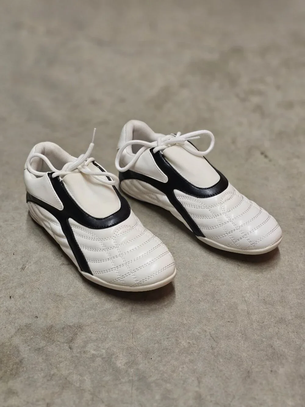 Quilted White Sneakers With Black Contrast Detailing Womens Casual Athletic Shoe